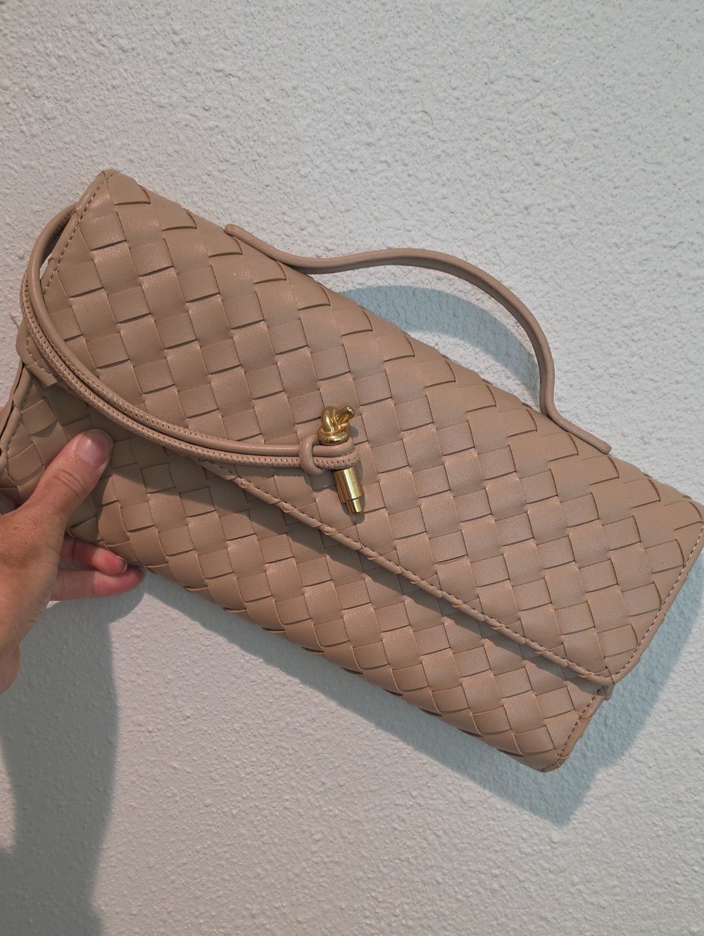 Woven Leather Shoulder Bag in Beige